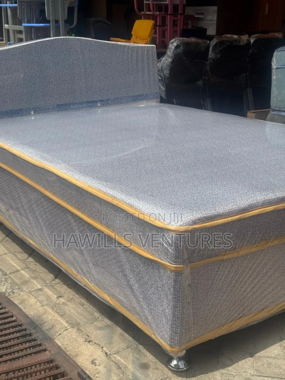 Bed and Mattress Inbuilt