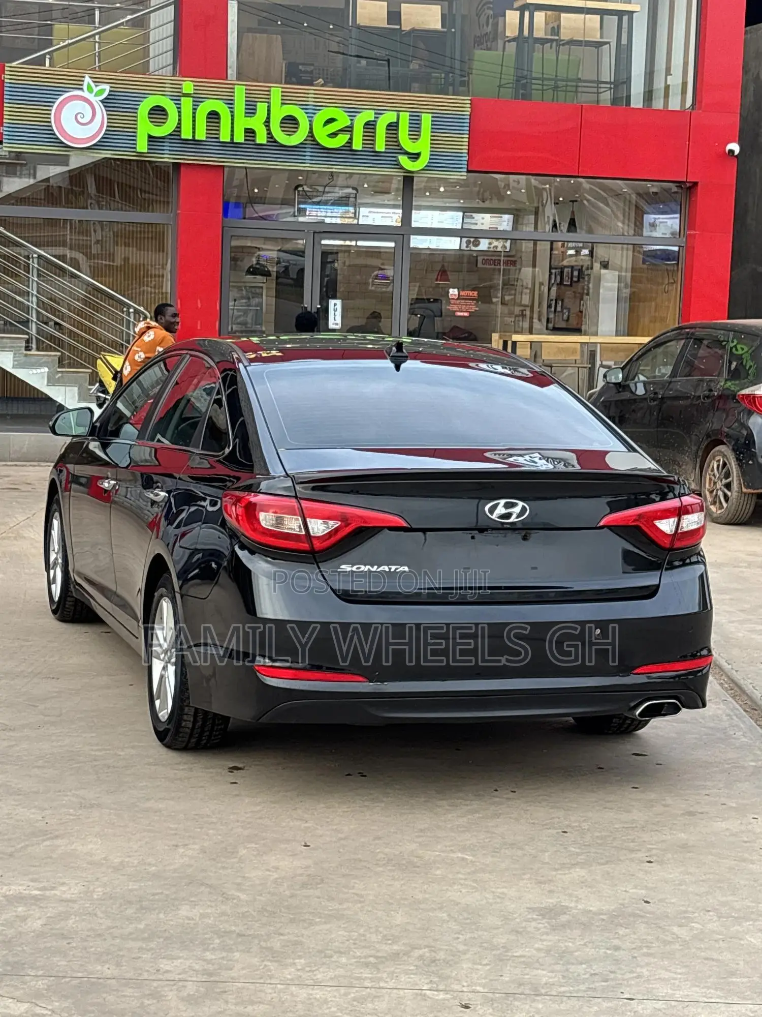 Hyundai Sonata Base Sedan FWD (2.4L 4cyl 6A) 2016 Black