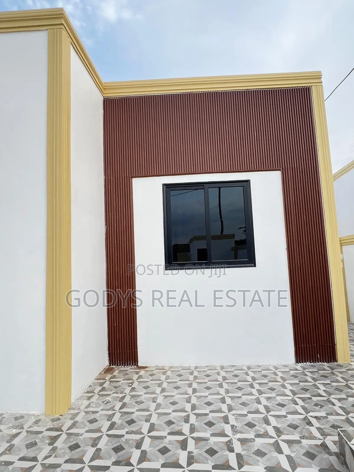 3bdrm House in Godys, Kasoa for sale