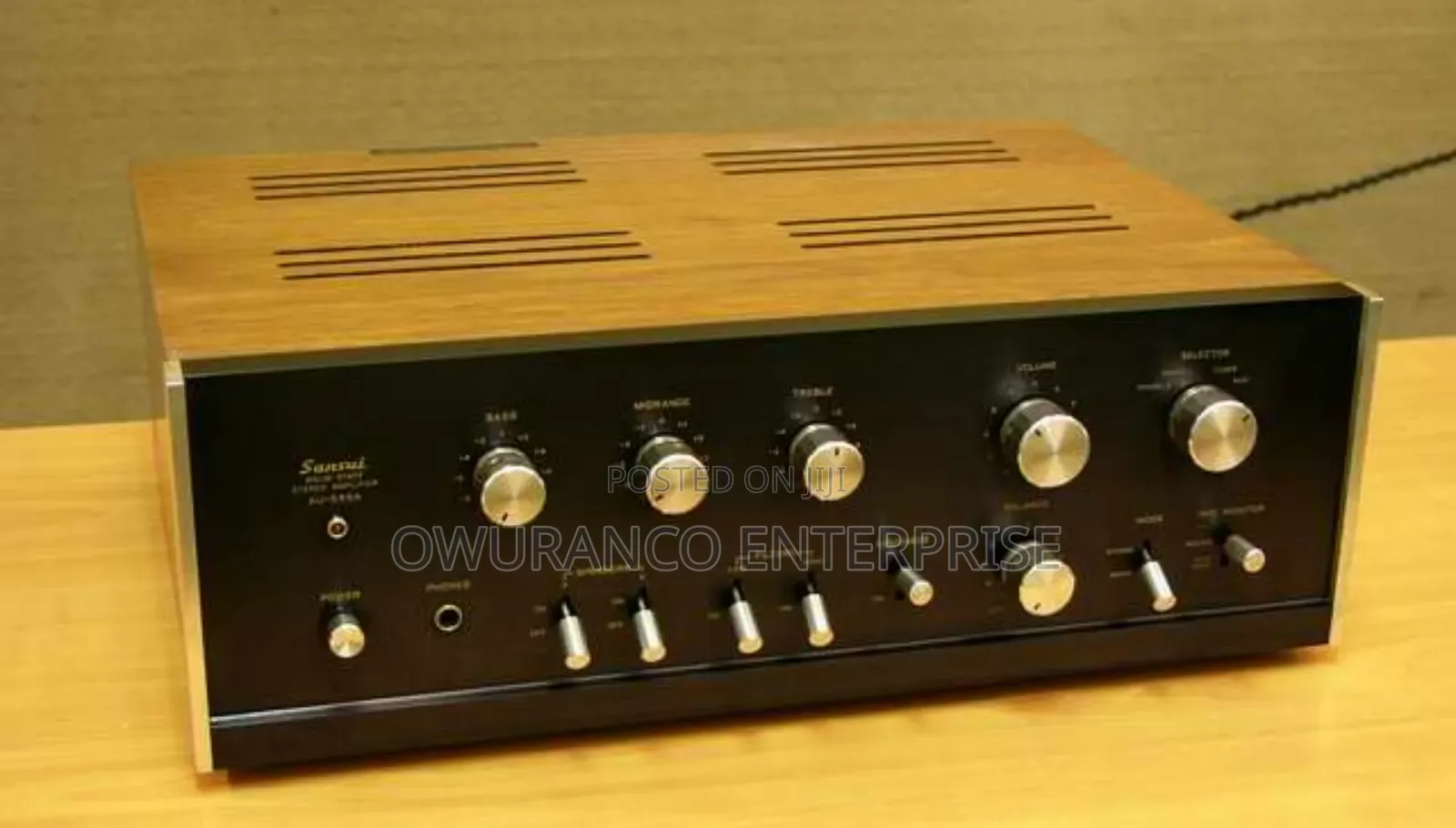 Sansui Au-555a Stereo Amplifier