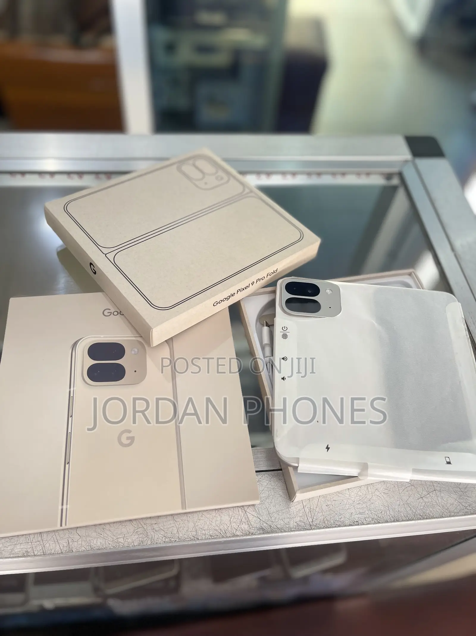 New Google Pixel 9 Pro Fold 256 GB Gold