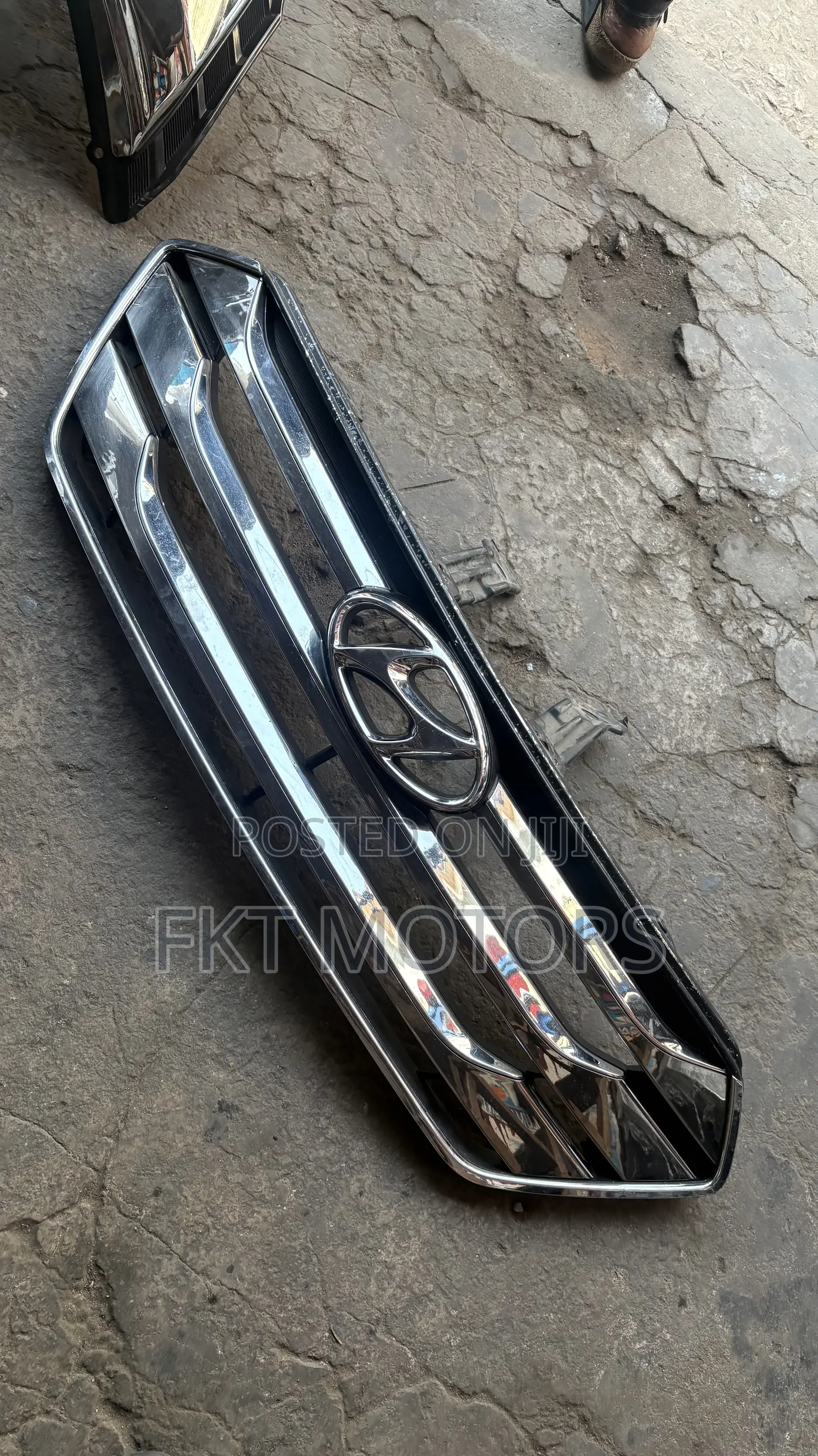 Hyundai Santa Fe Front Grille/Shells Homeuse 2012,2013,2014,2015,2016