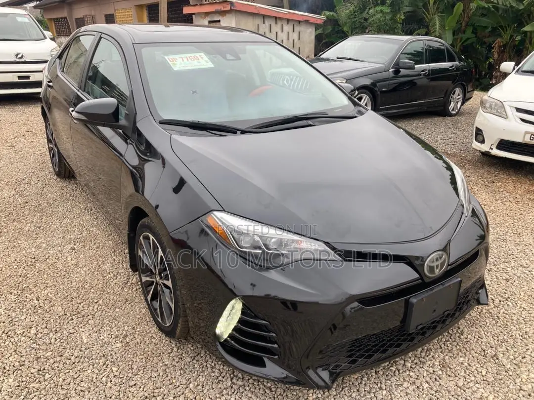 Toyota Corolla XSE 4dr Sedan (1.8L 4cyl CVT) 2017 Black