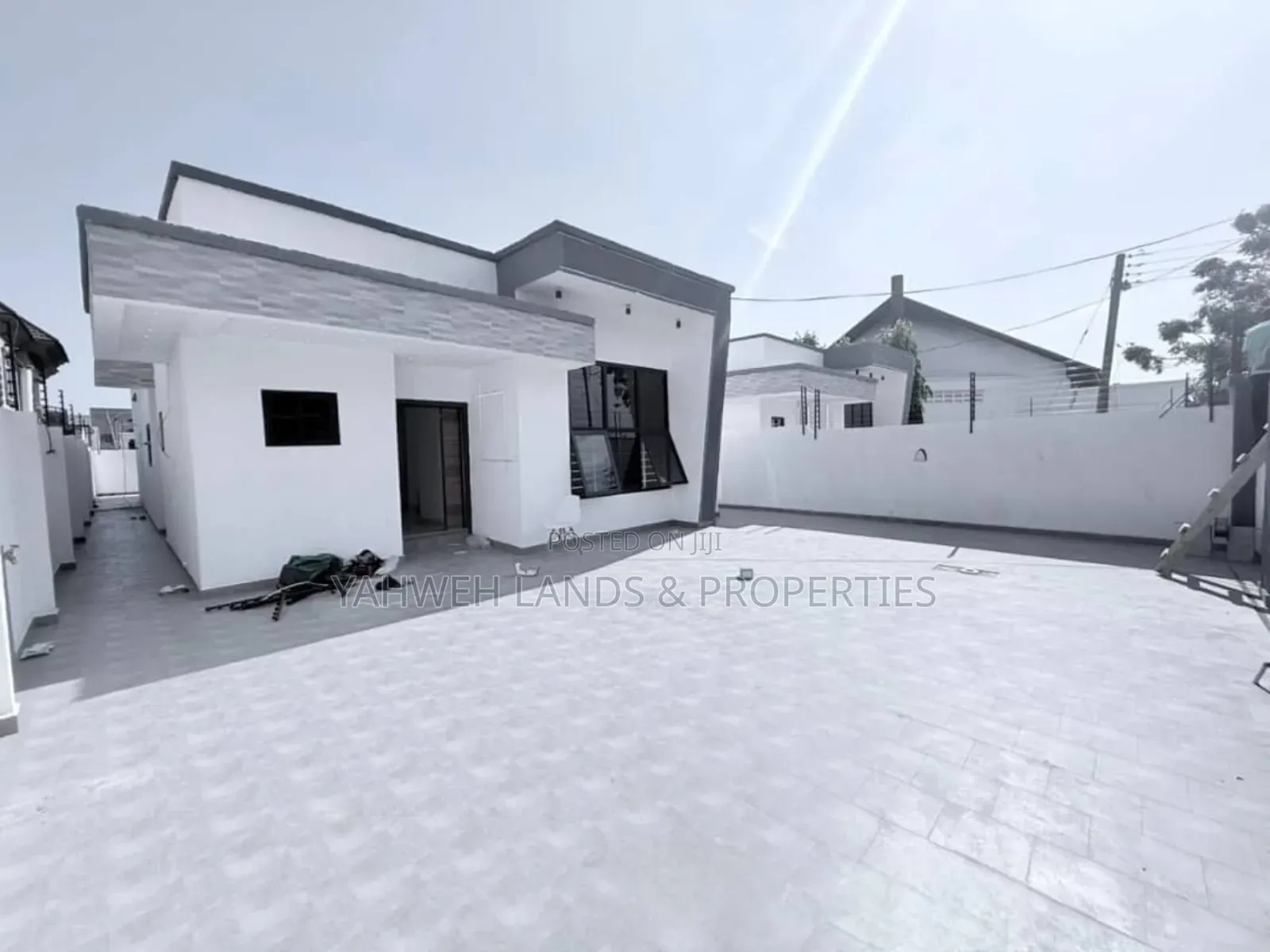 3bdrm House in Lashibi for sale