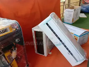 Gold Star 1.5hp Frost Air Conditioner