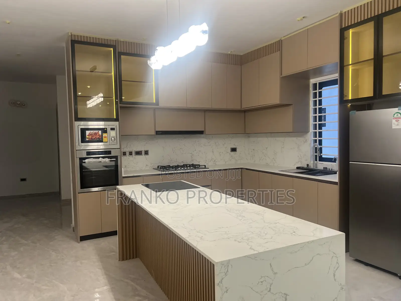 3bdrm House in Franko Properties, School Junction for sale