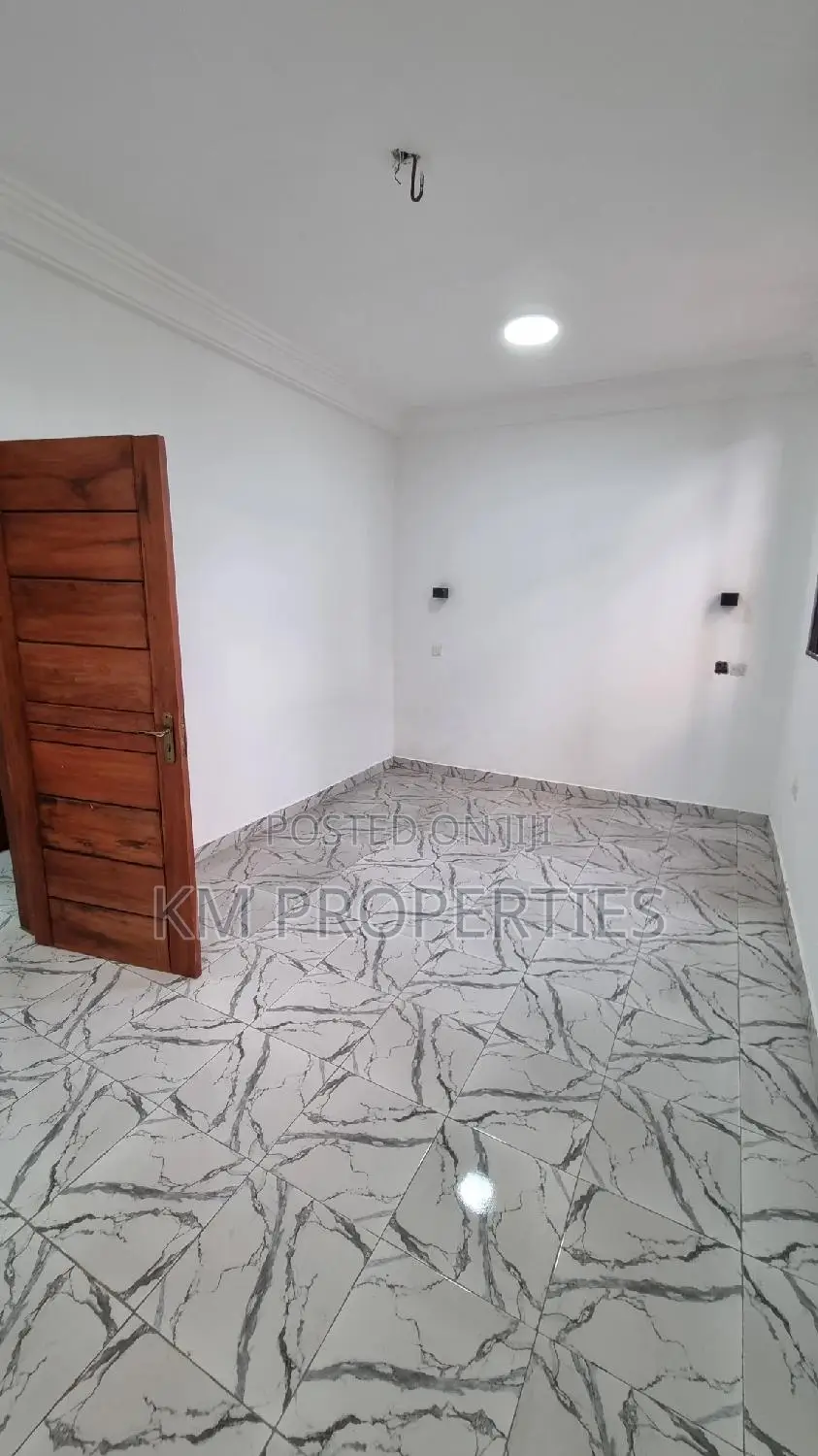 1bdrm Apartment in Achimota K-Boat Near for rent