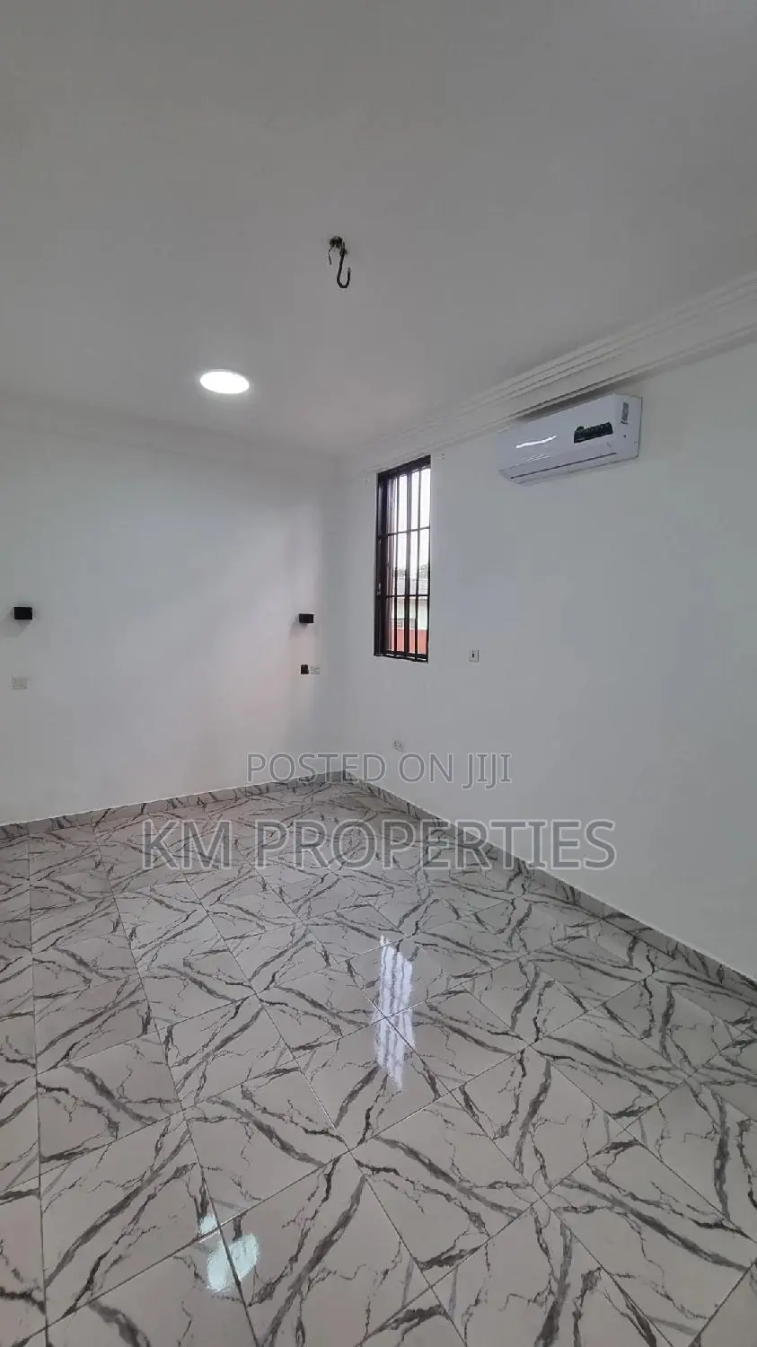 1bdrm Apartment in Achimota K-Boat Near for rent