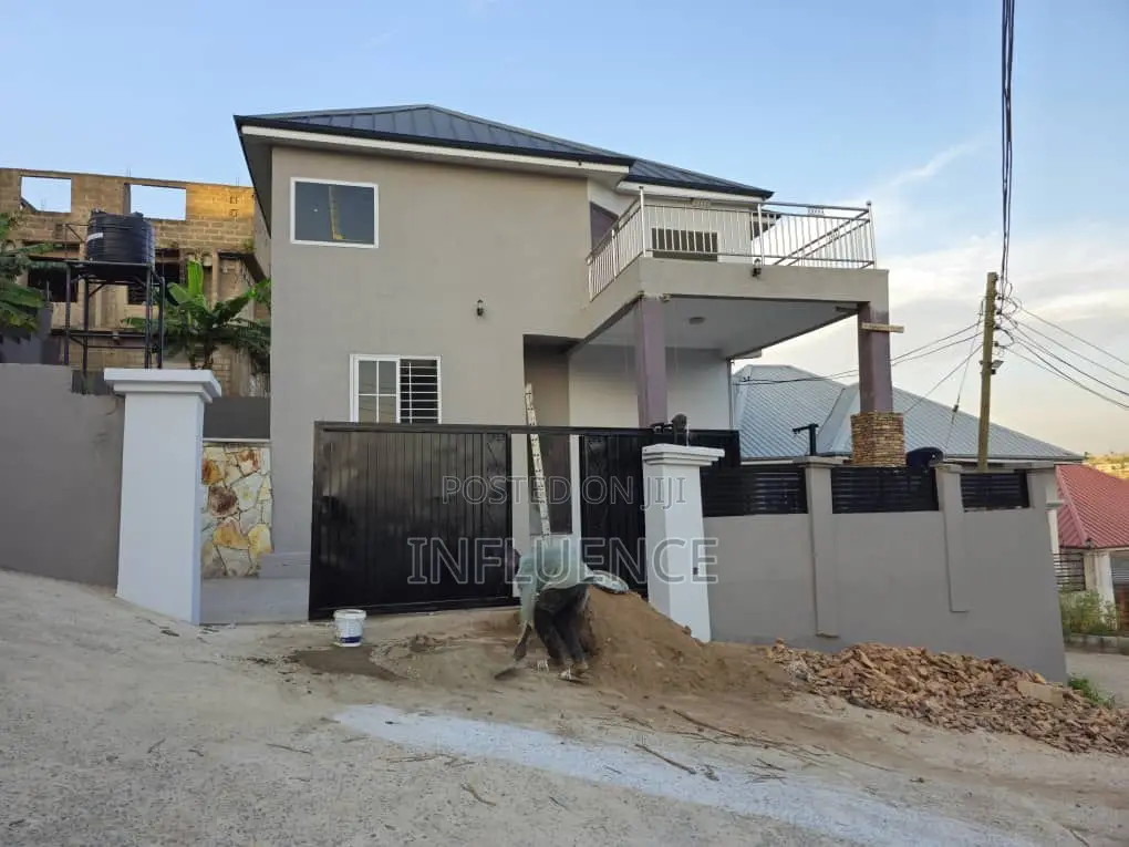 4bdrm House in Kwabenya, East Legon for sale