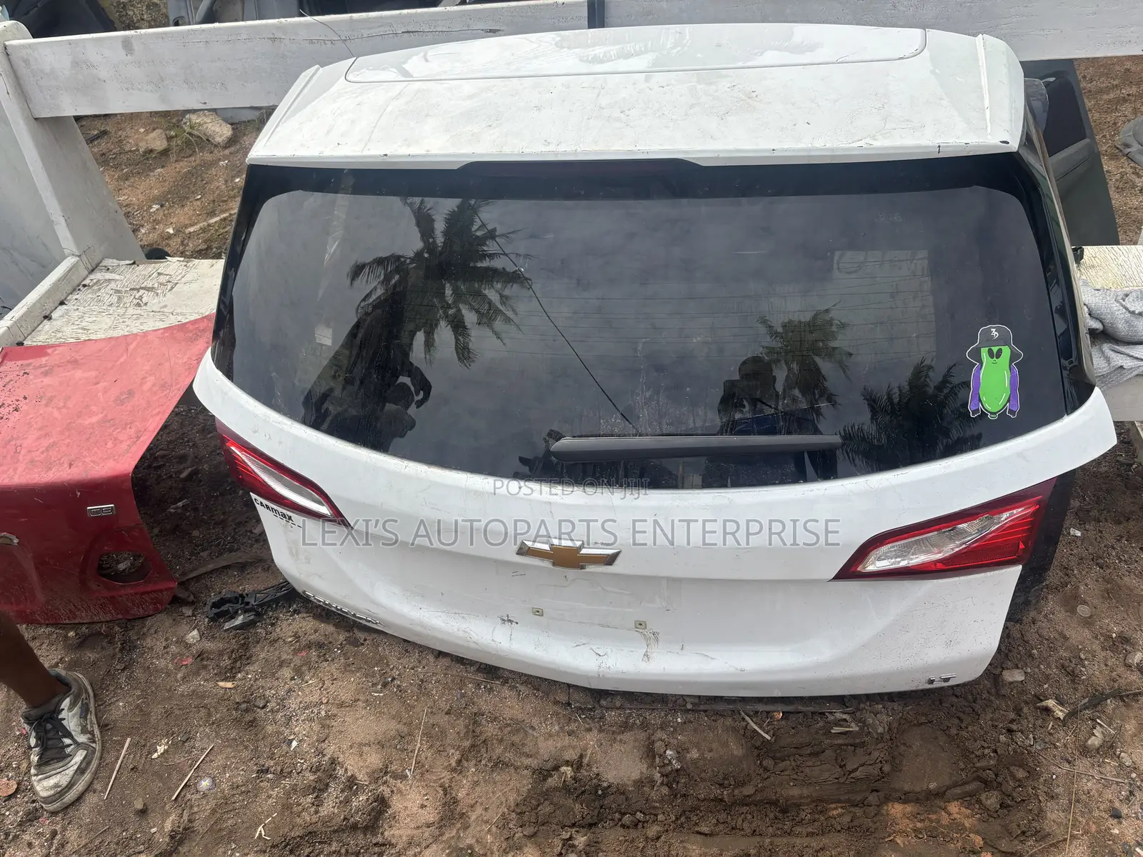 Chevrolet Equinox 2017,2018,2019,2020,2022 Tailgate/ Boot Available