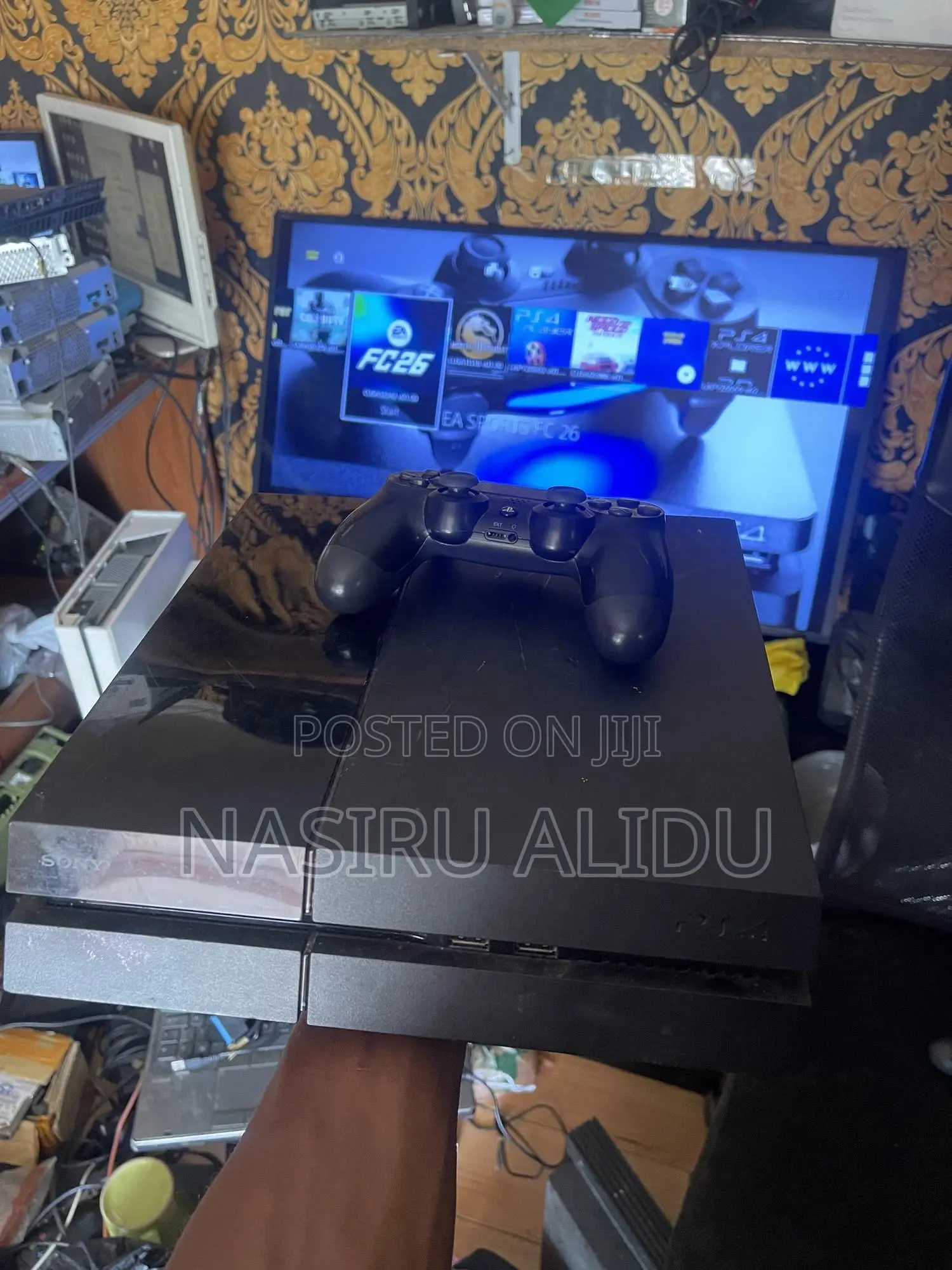 Ps4 Standard Jailbreak and Account With 7games of Your Choice