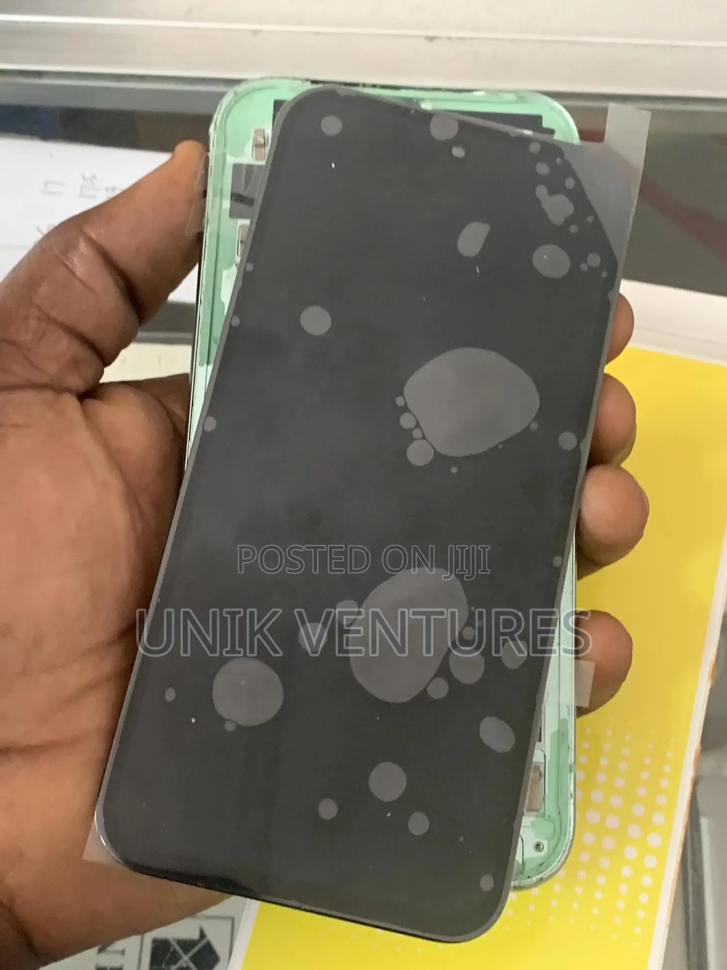 Google Pixel 8a Original Screen Replacement