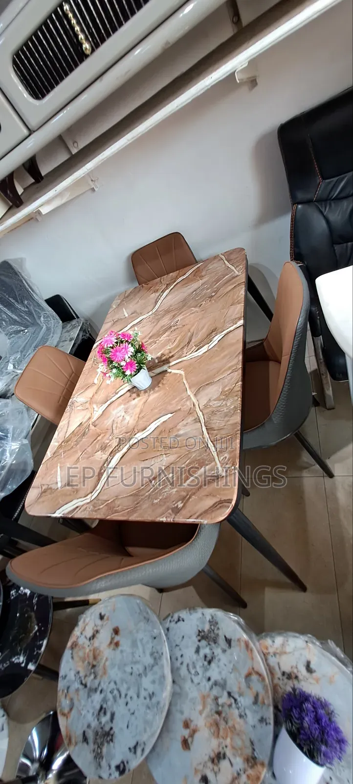 4 Chairs Dinning Set