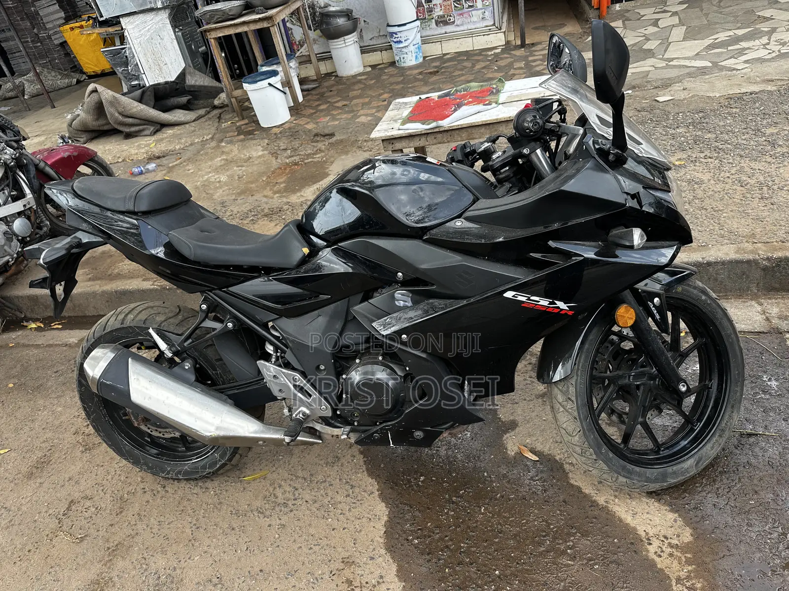 Suzuki GSX 2018 Black