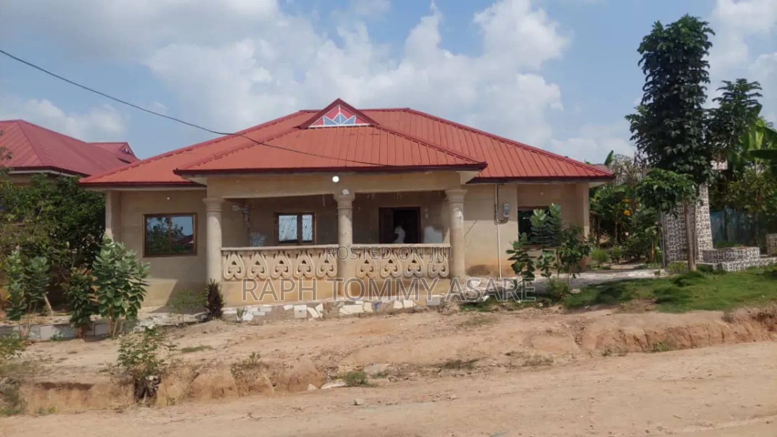 Furnished 3bdrm House in Meduma Yasore, Kwabre for sale