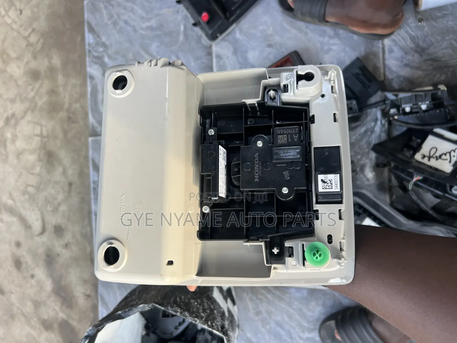 Honda CRV 2024 Roof Switch / Sunroof Switch / Inside Light