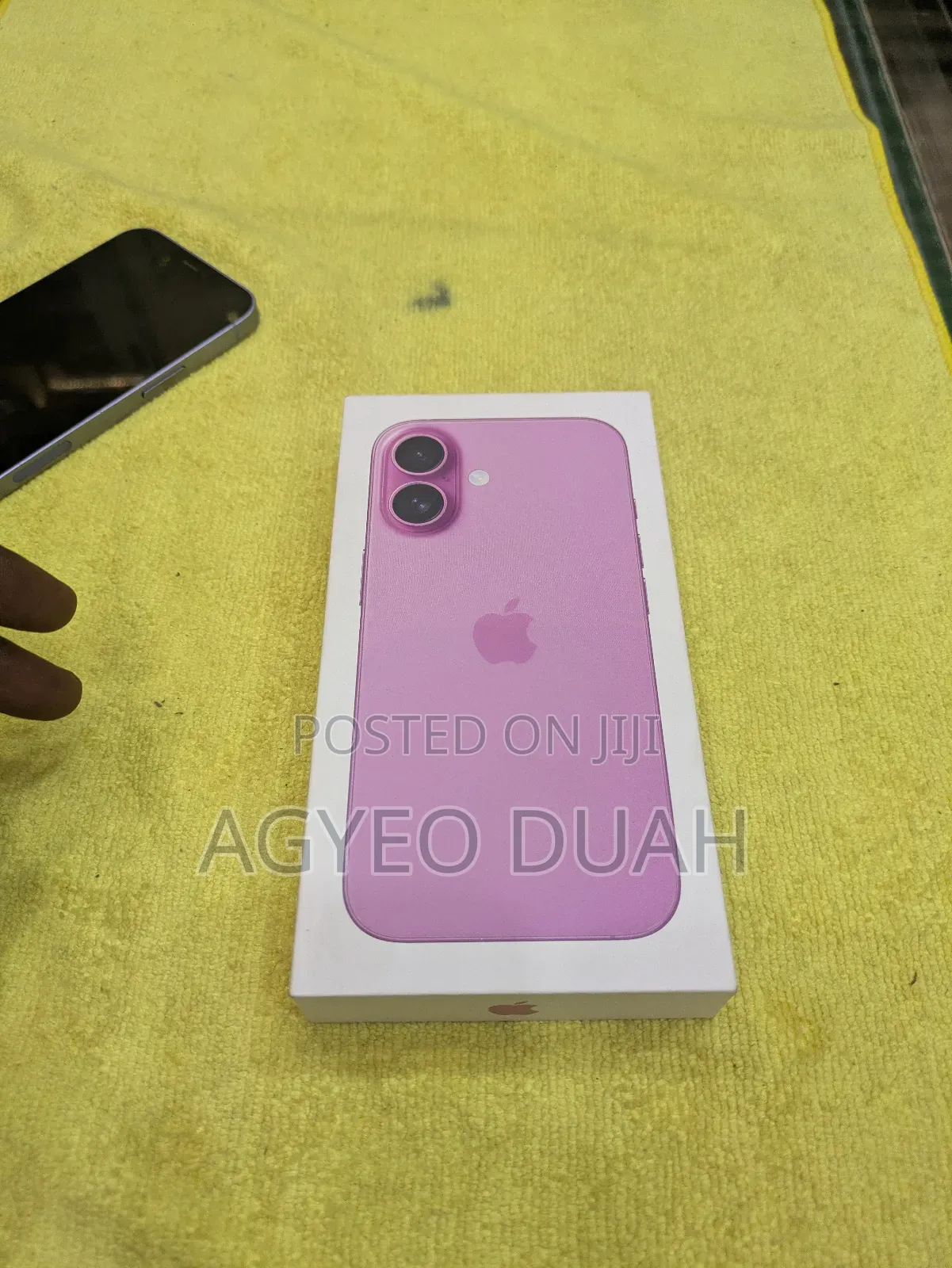 New Apple iPhone 16 256 GB Pink