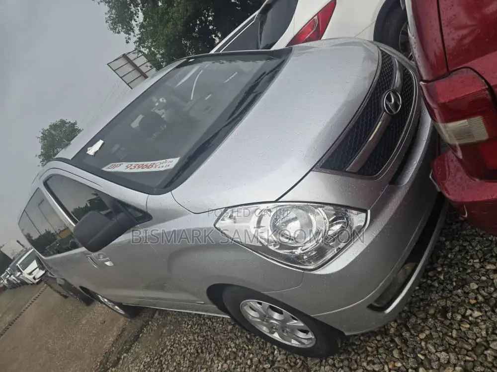 Hyundai Starex 2015 Silver