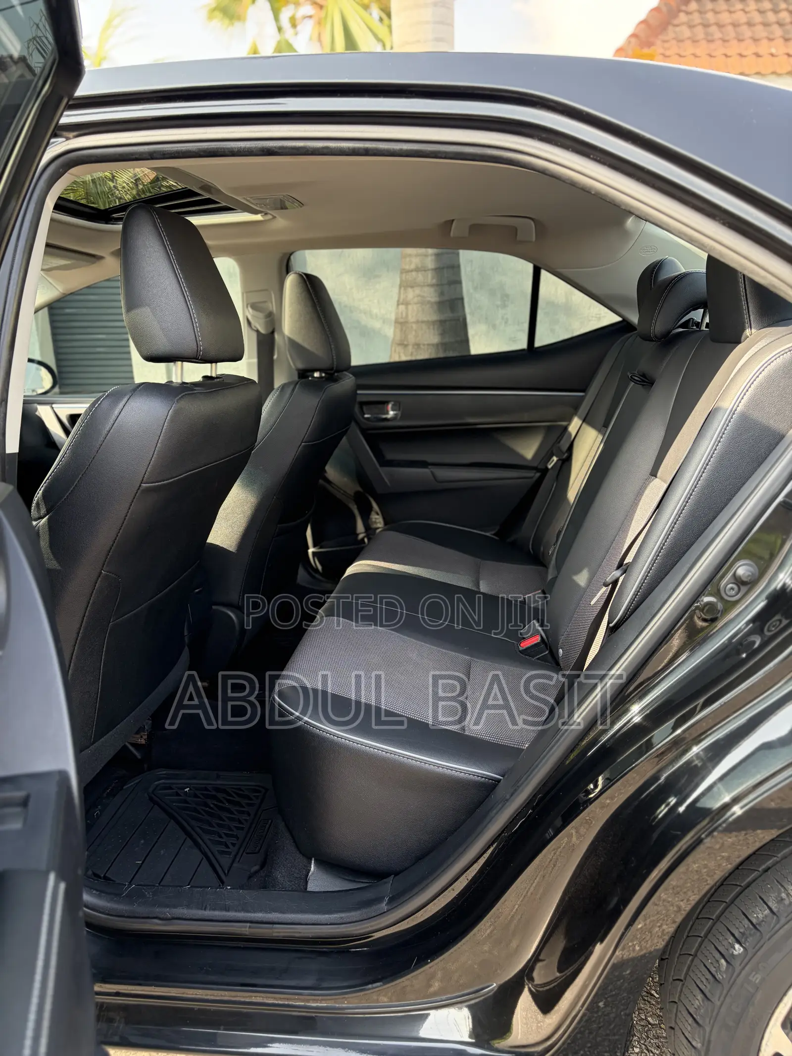 Toyota Corolla S 4dr Sedan (1.8L 4cyl CVT) 2015 Black