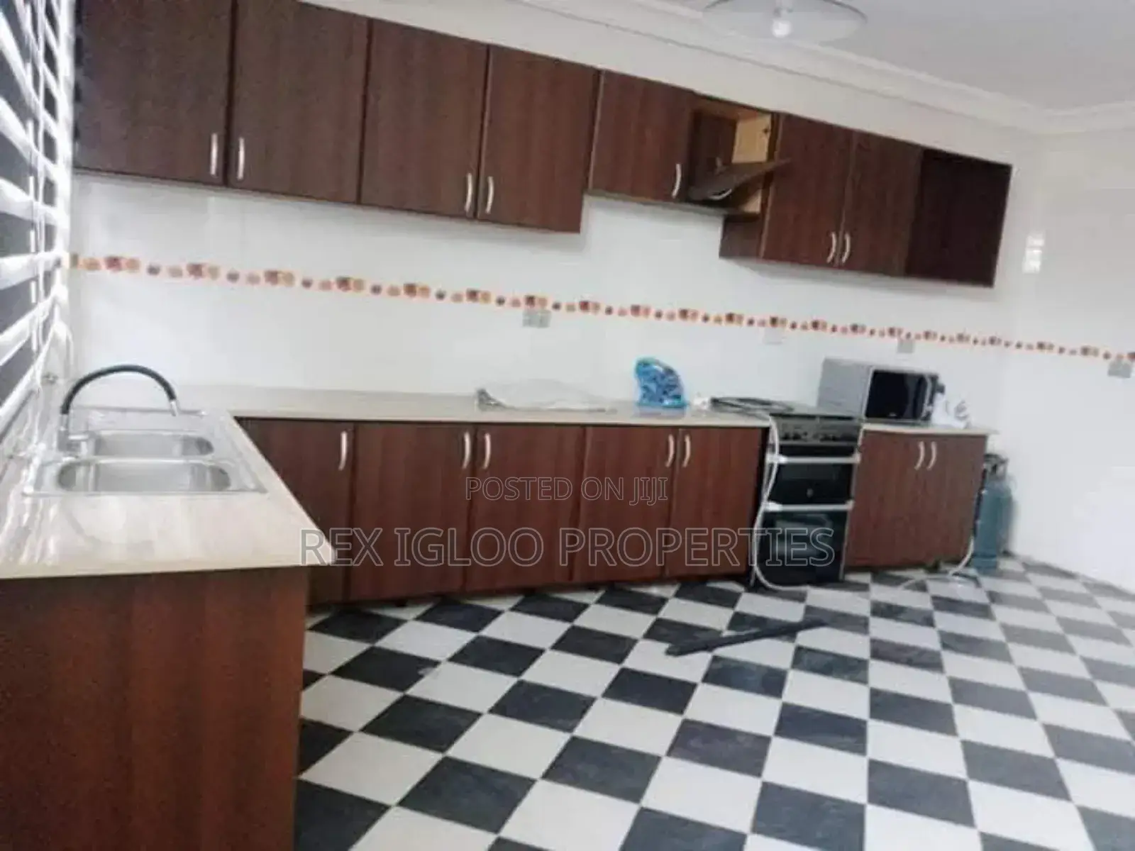 5bdrm House in Oyarifa, Accra Metropolitan for rent