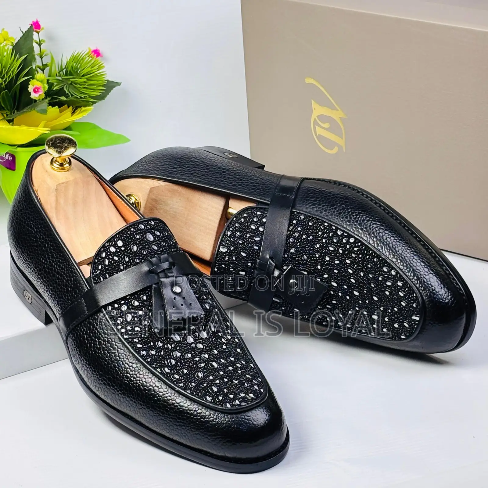 Dino Verratti Men's Black Leather Tassel Loafers