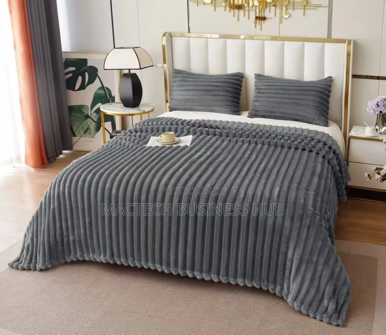 1 Blanket 2 Pillow Cases