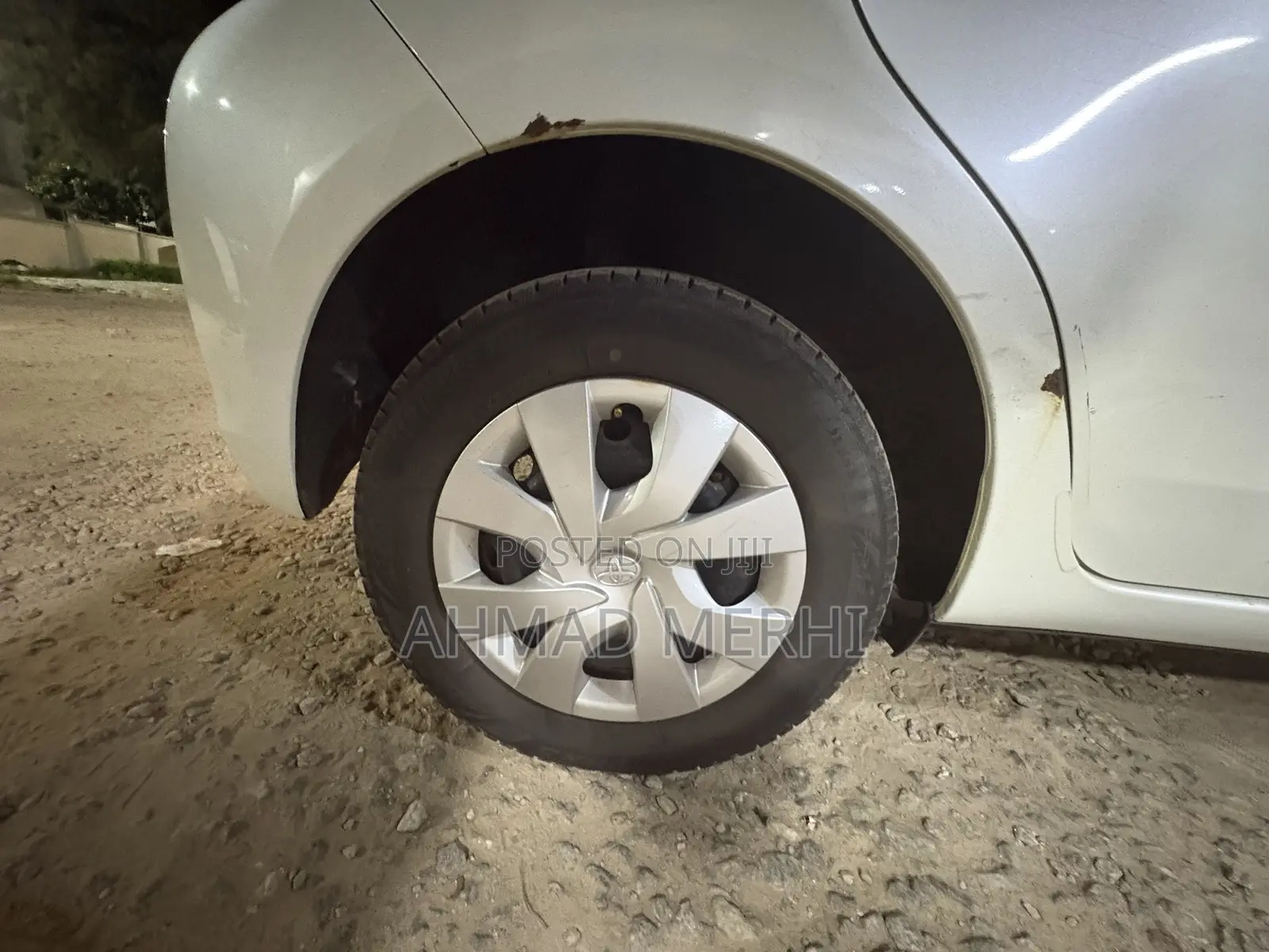 Toyota Vitz 1.5 FWD 5dr 2016 White