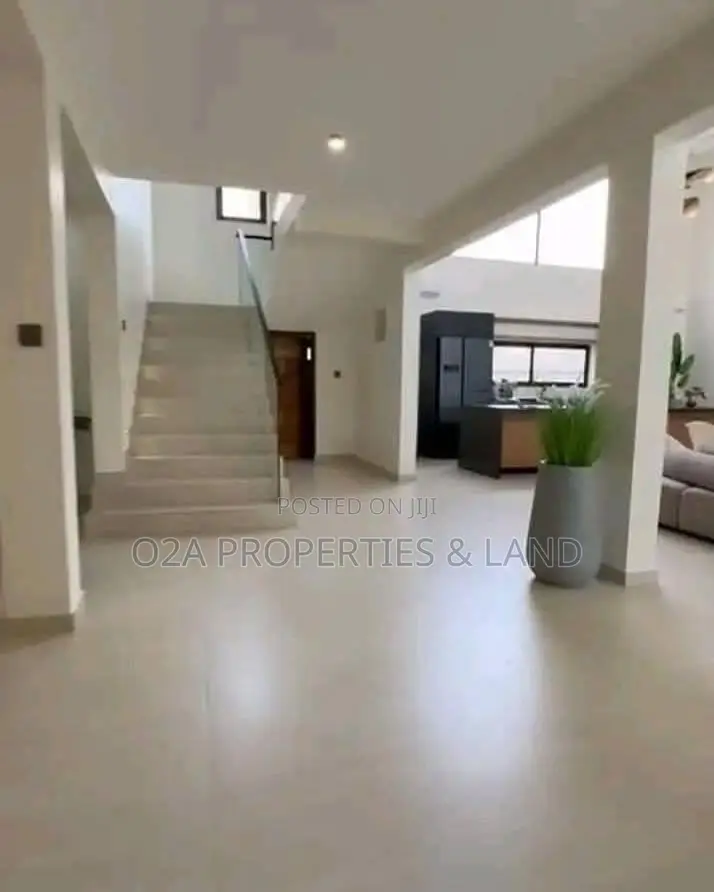Furnished 7bdrm House in East Legon, A&C Mall Area for sale