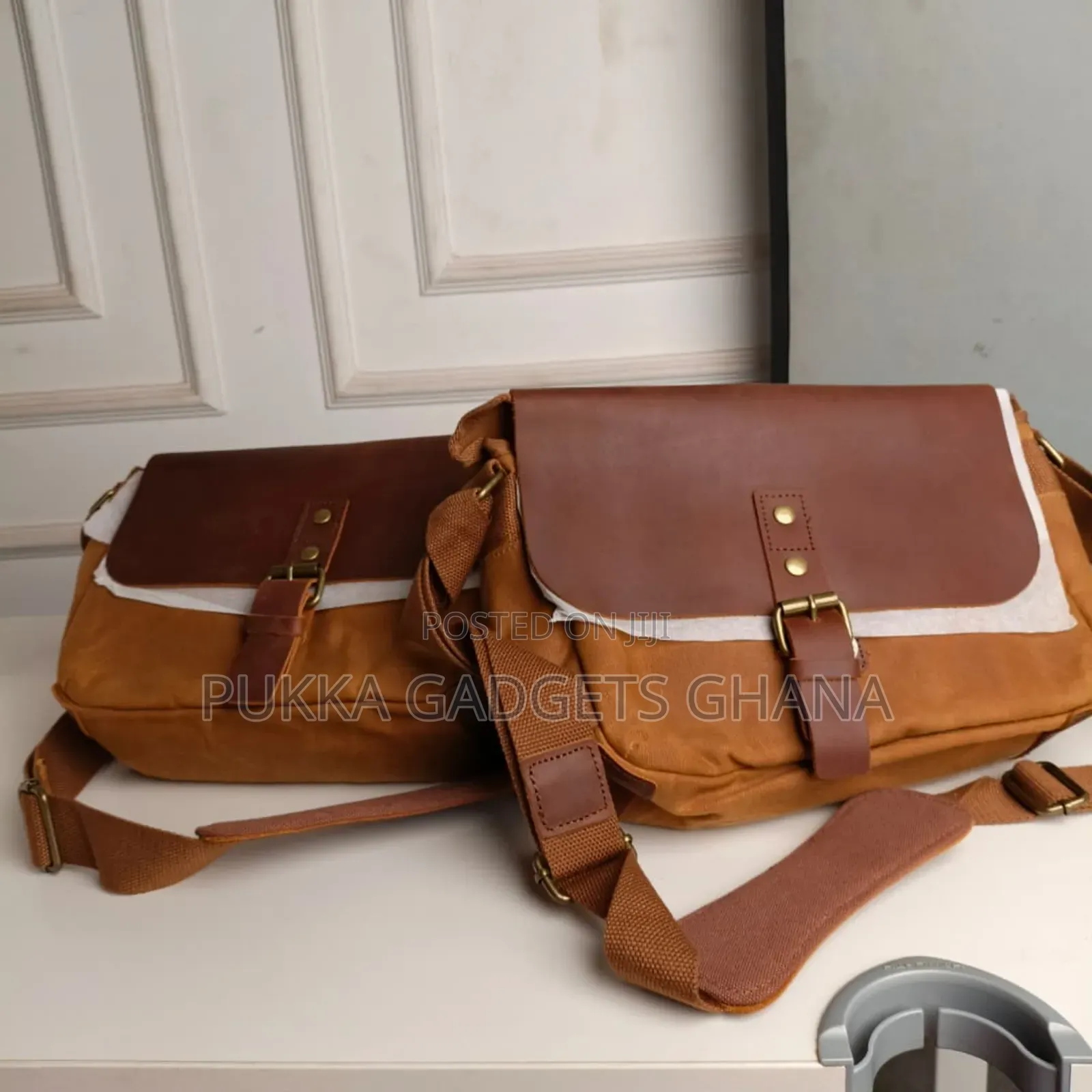 Xk986 Leather And Canvas Side Bag