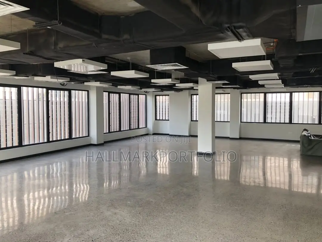 145sqm Office Space Cantonment
