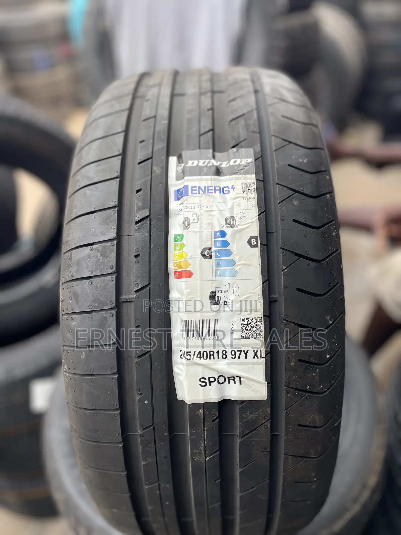 245/40r18 Dunlop Tires