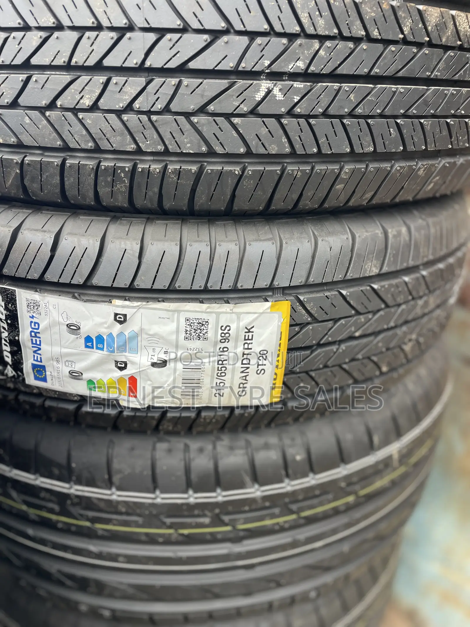 215/65r16 Dunlop Tires
