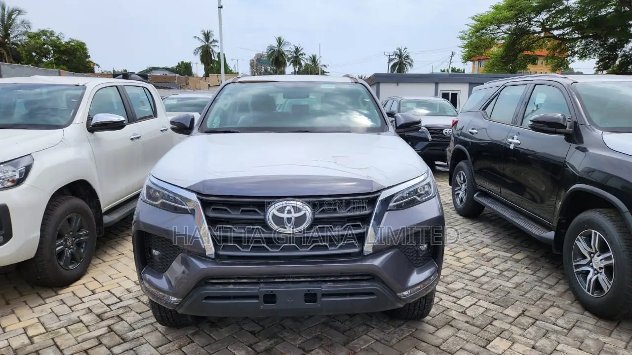 New Toyota Fortuner 2025 Gray