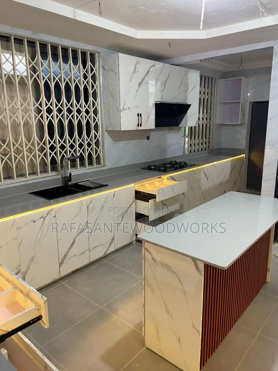 Raf Kitchen Cabinets