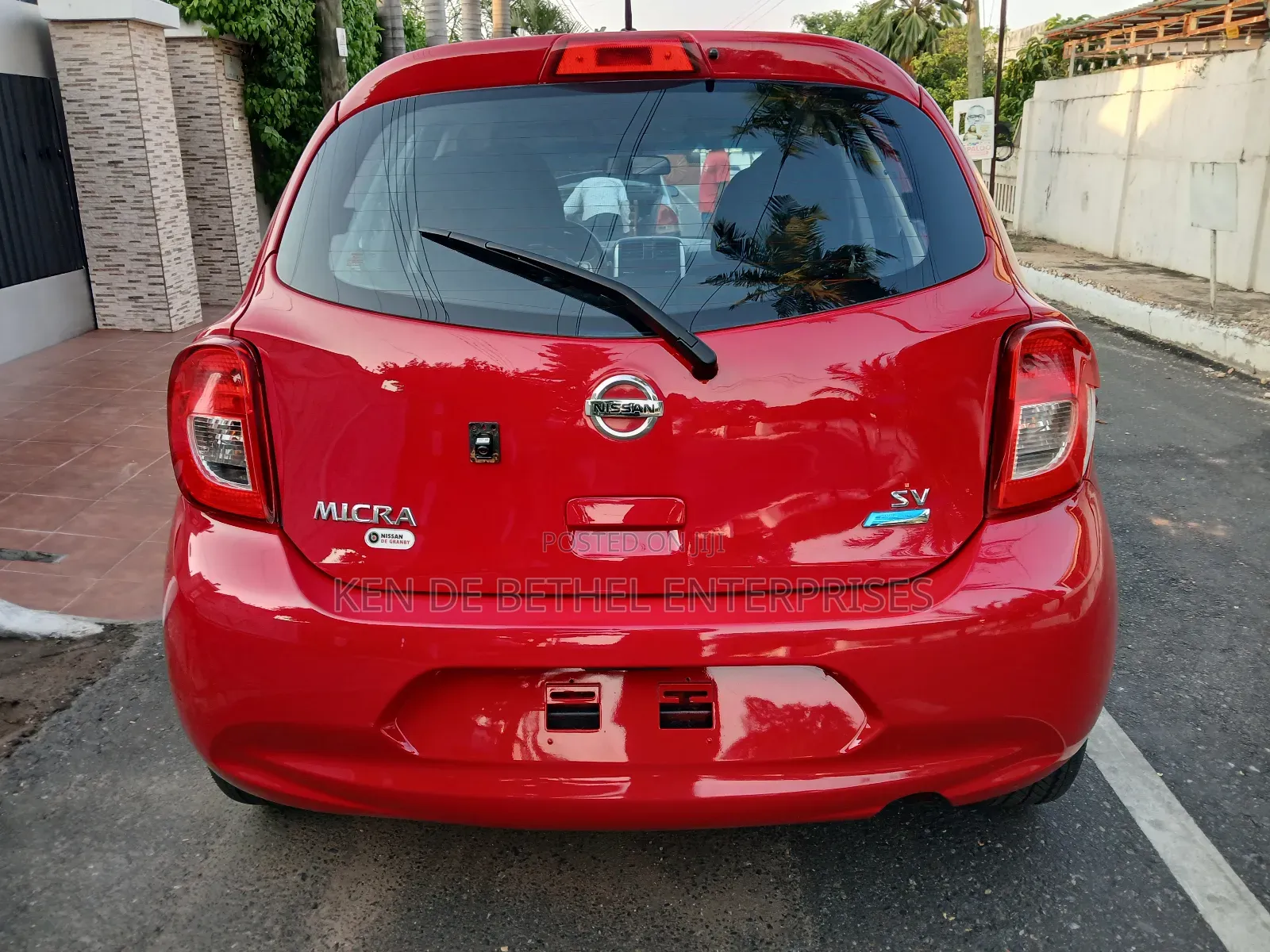 Nissan Micra 2016 Red
