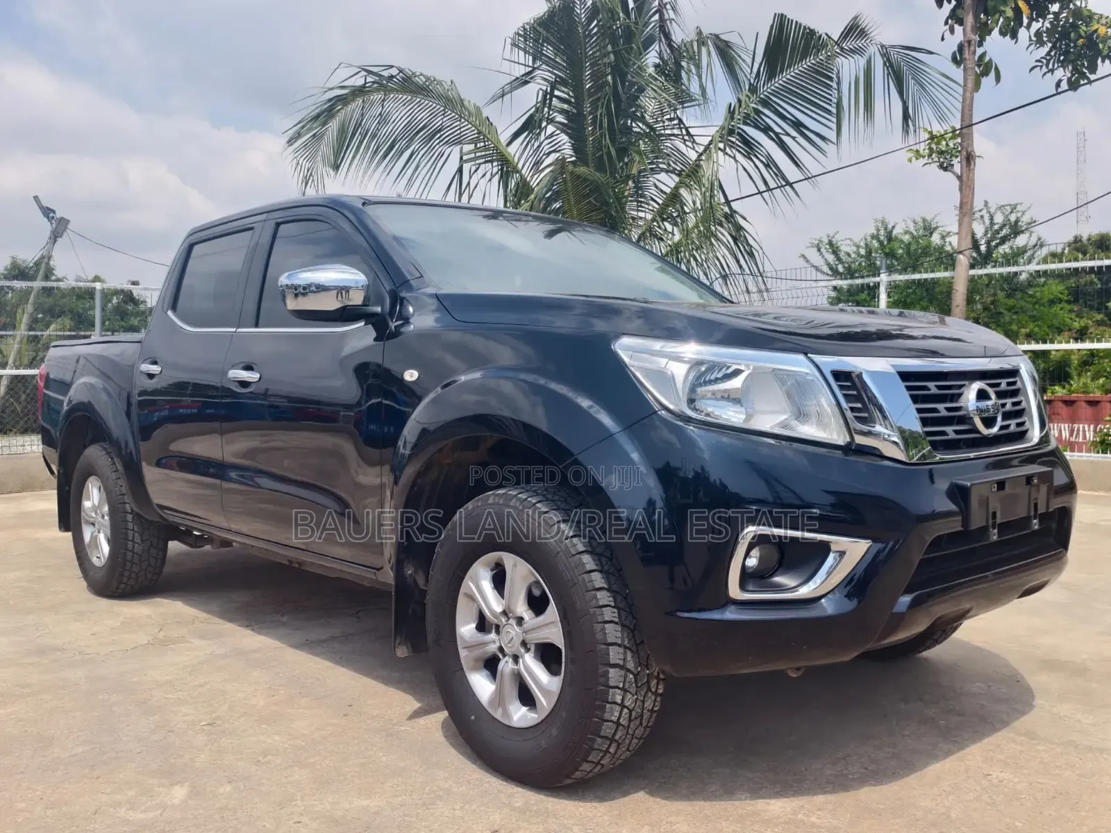 Nissan Navara 2019 Black