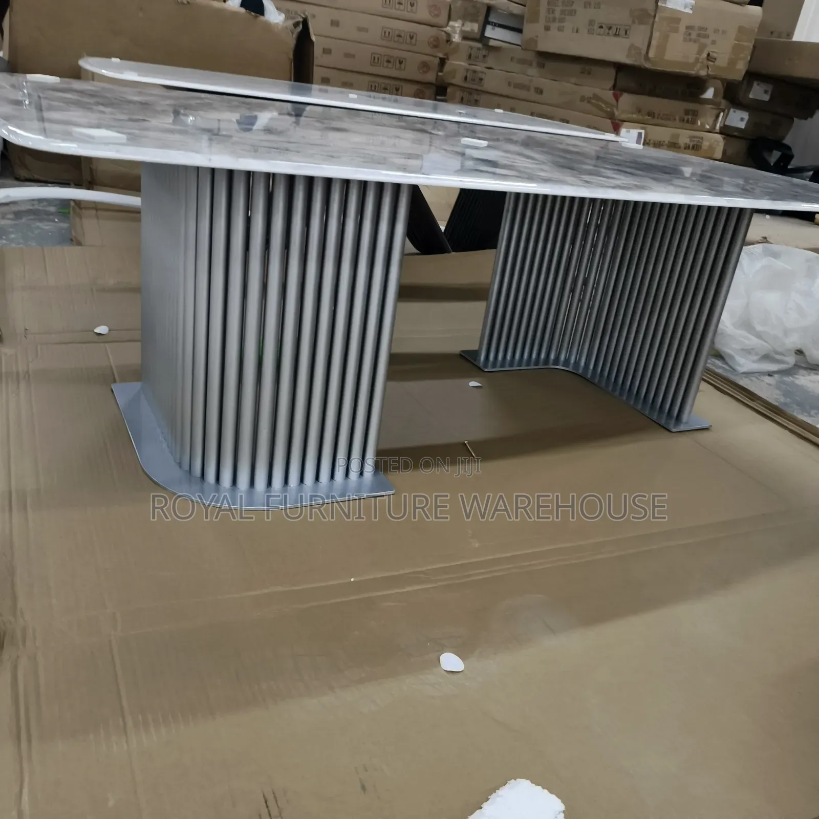 Nice Design Centre Table