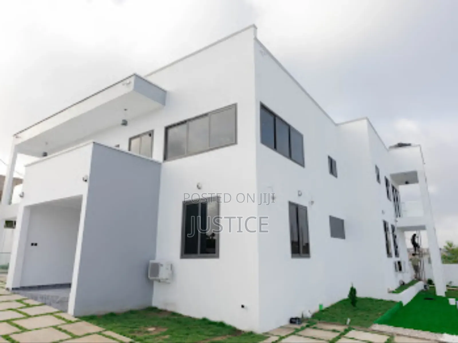 5bdrm House in Kokrobitey, Kasoa for sale