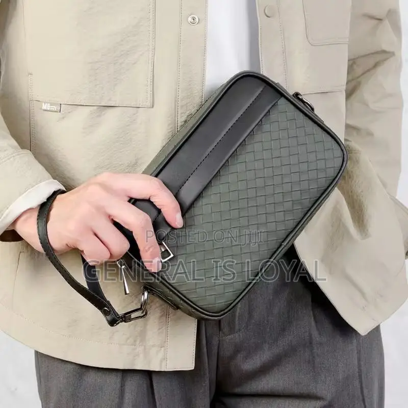 Convertible Crossbody/Cluth Bag