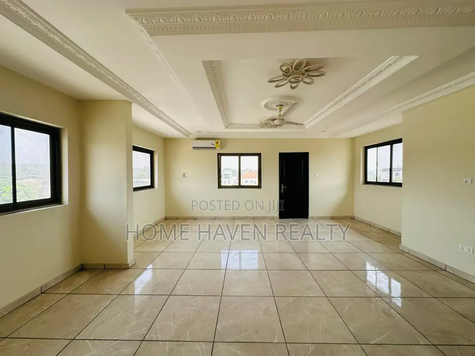 3bdrm Apartment in Dzorwulu for rent