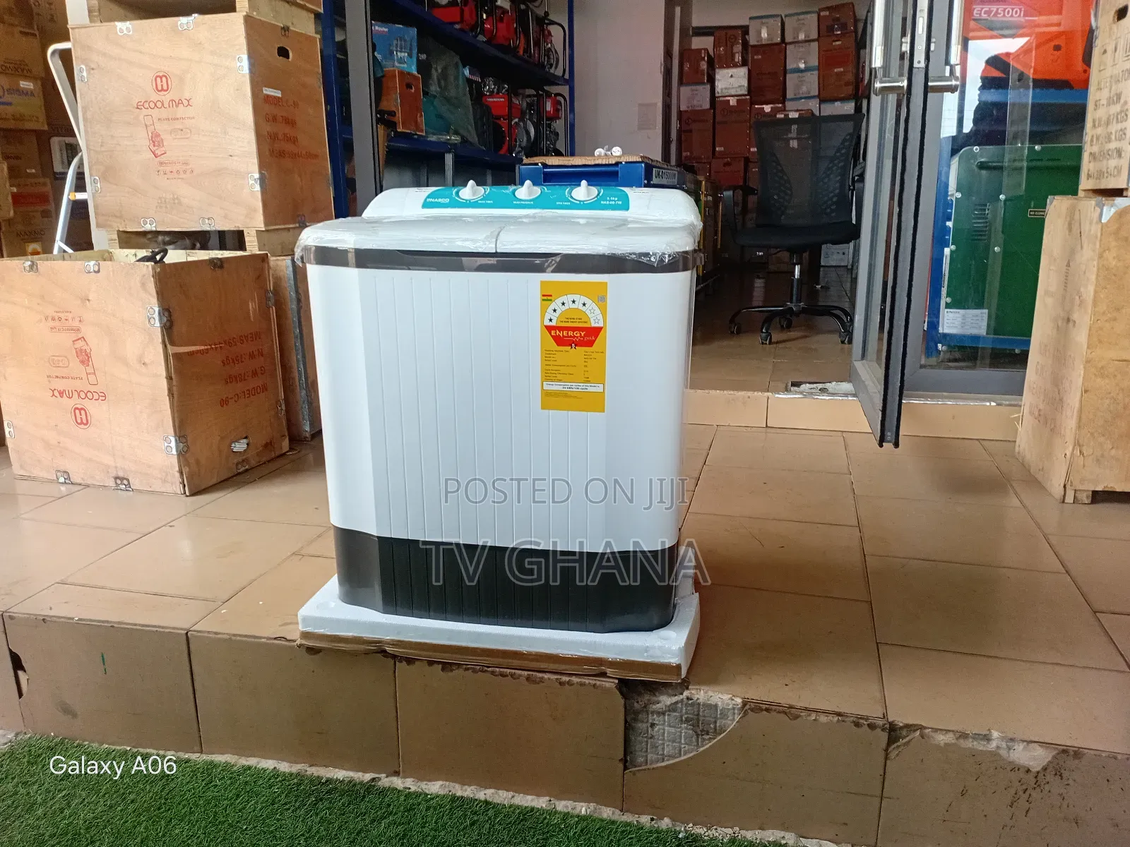 Nasco 5kg Twin Tub Washer – Clean Clothes Made Easy