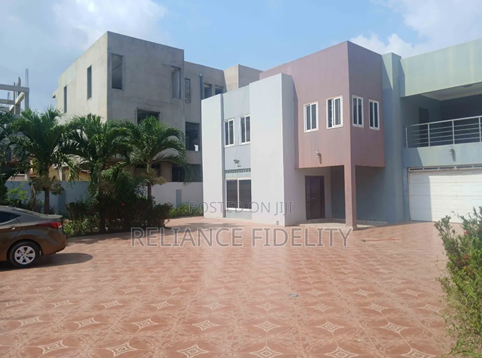 6bdrm House in Adjiriganor for sale