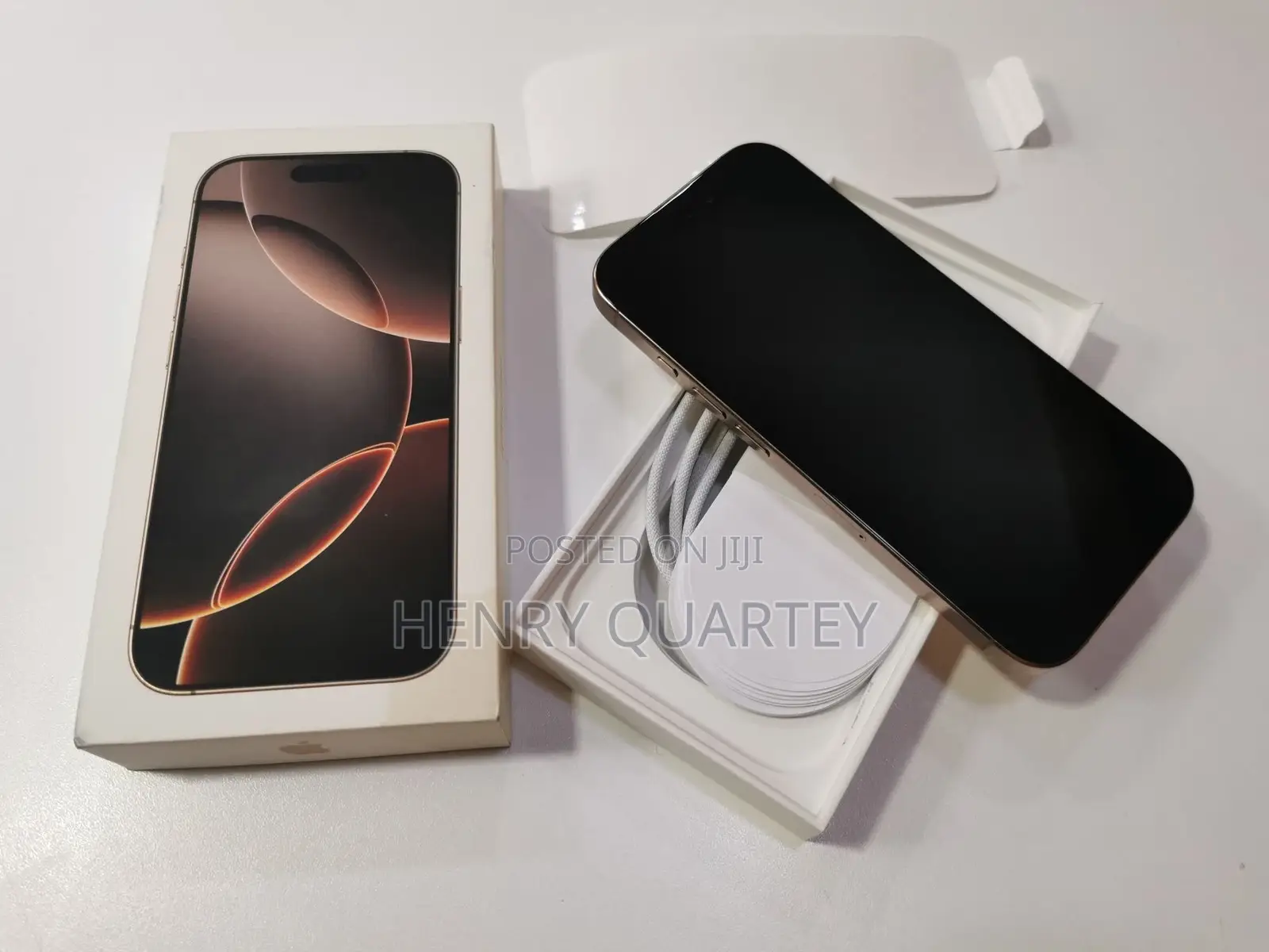Apple iPhone 16 Pro Max 256 GB Gold