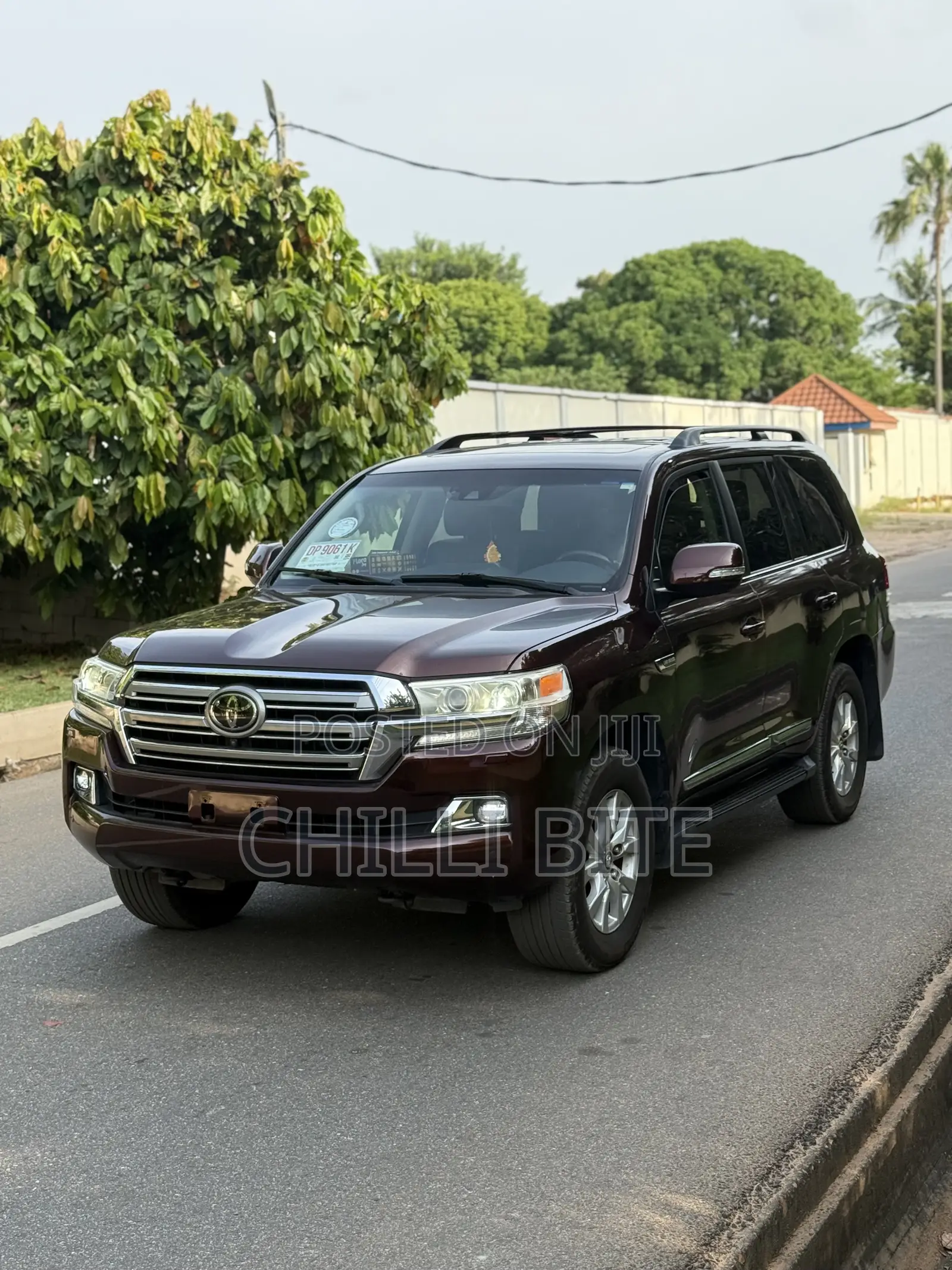 Toyota Land Cruiser 5.7 V8 VXR 2016 Brown