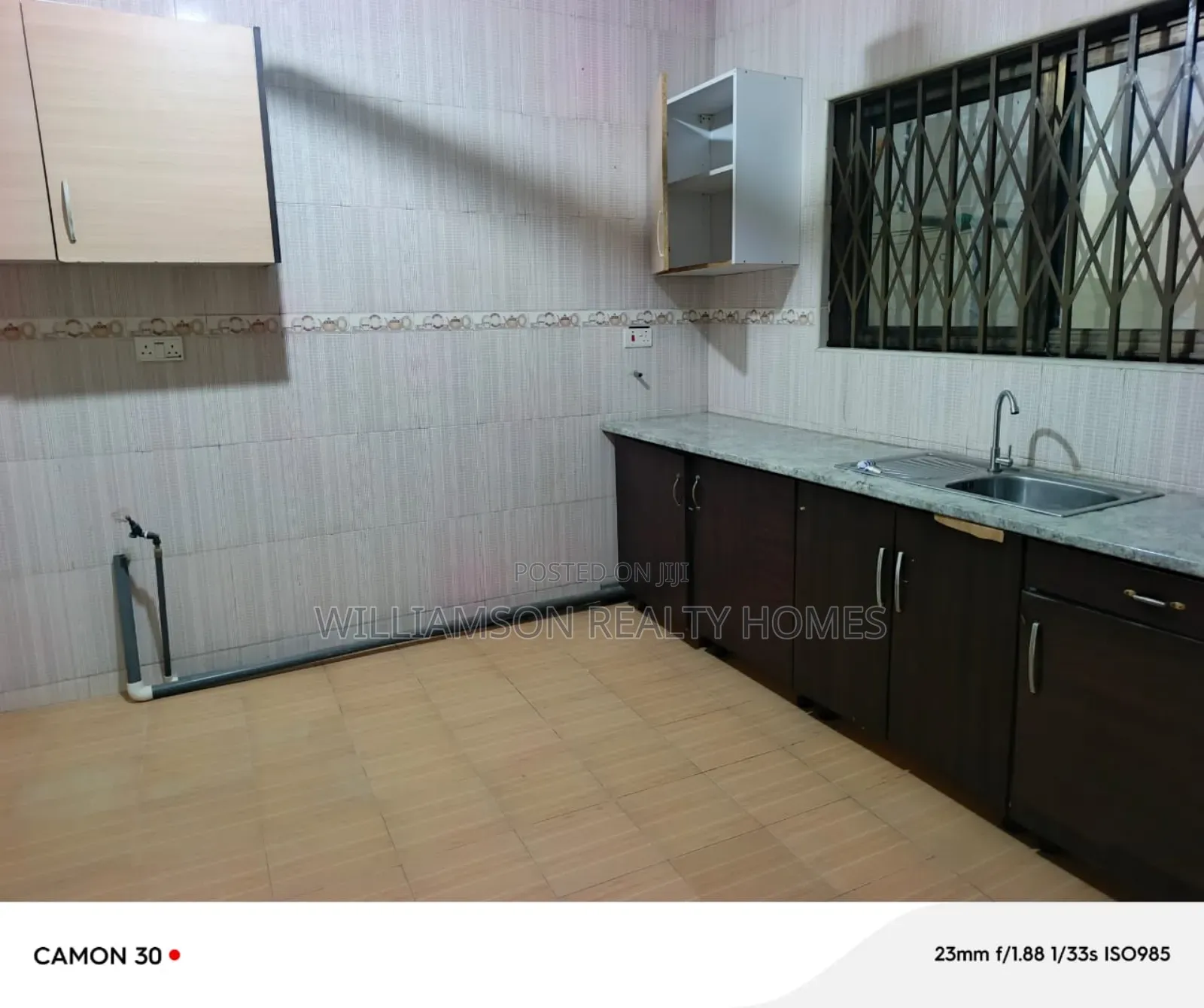 3bdrm House in Coastal Estate Area, Spintex for rent