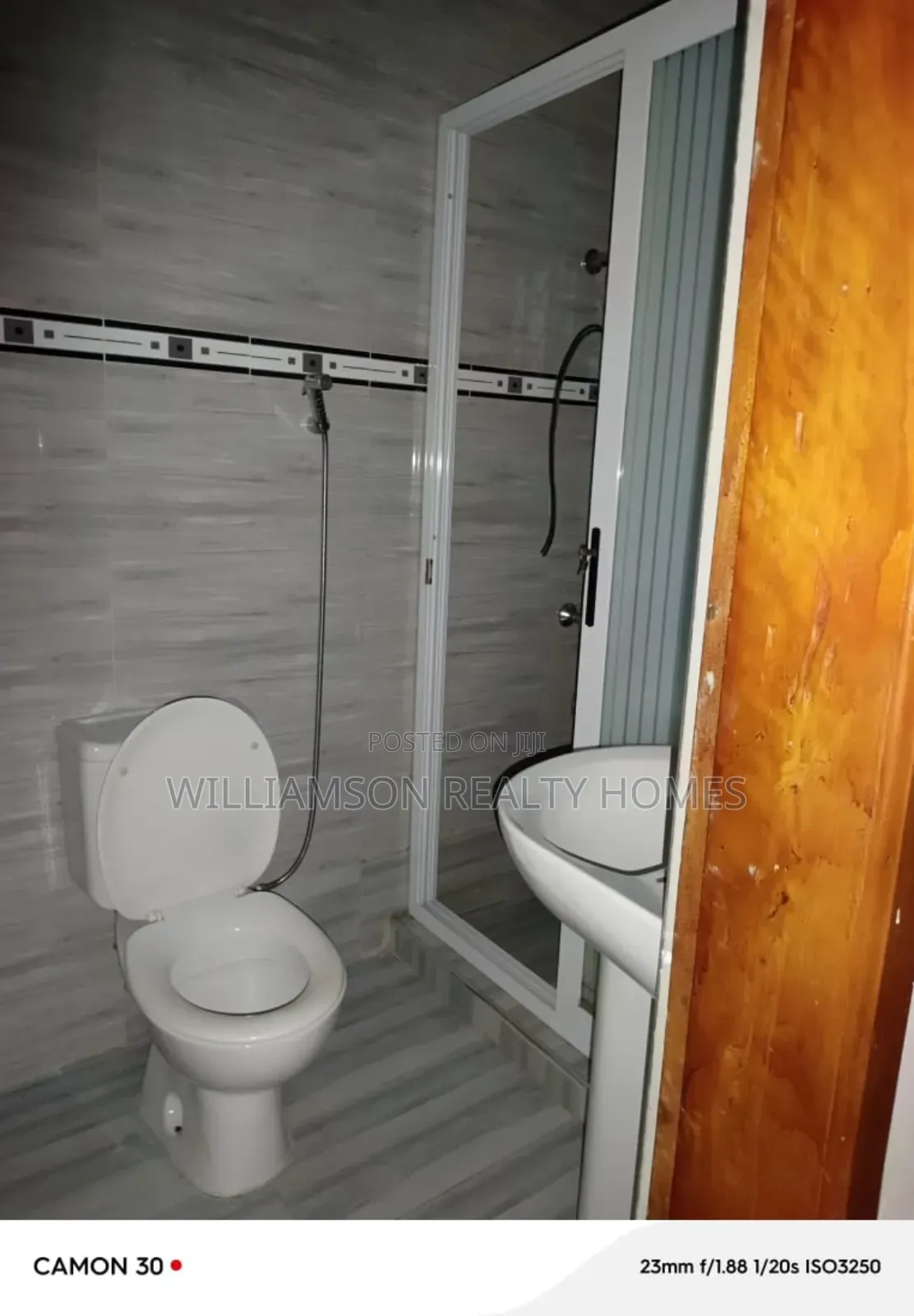 3bdrm House in Coastal Estate Area, Spintex for rent
