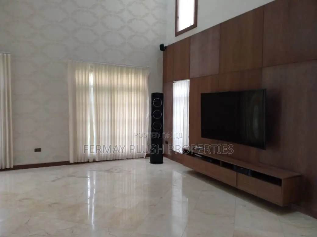 Furnished 4bdrm Mansion in Airport Hills, Accra Metropolitan for sale