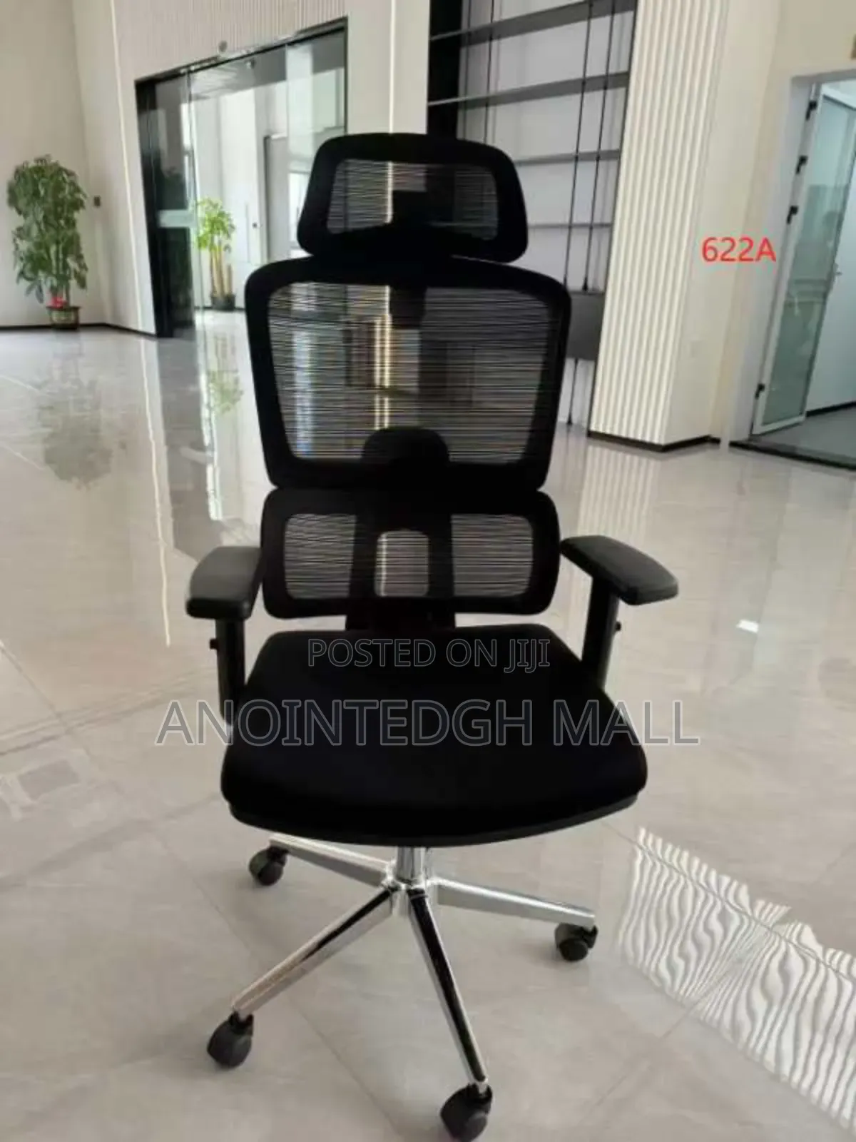 Modern Executive Swivel Chair - Black