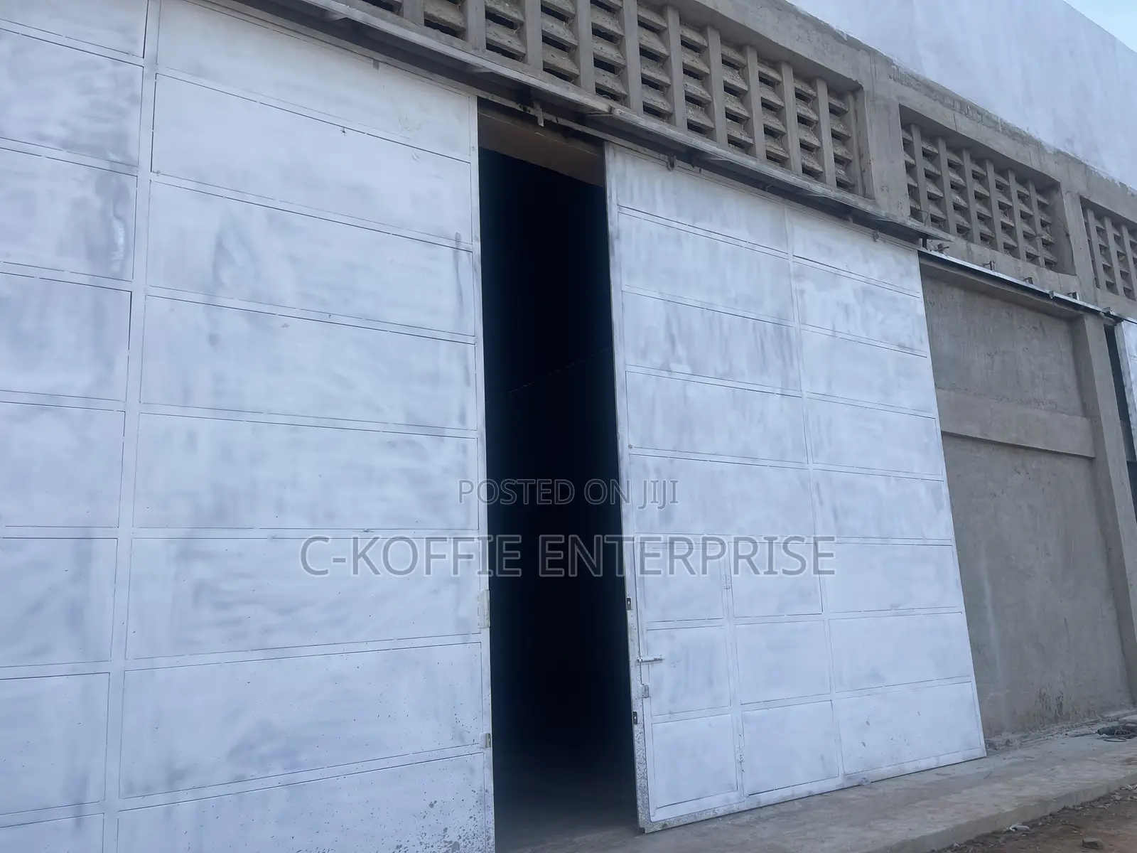 1000 SQM Warehouse at Spintex for Rent