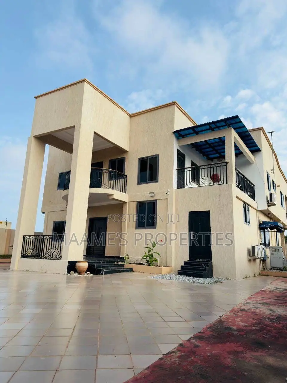 4bdrm Duplex in Bortiano for sale